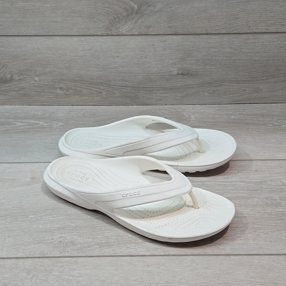Crocs Women Outdoor Hiking Thong Sandals Slide shoes sz 6